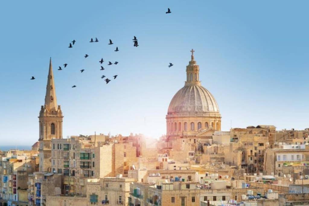 Centre Point, Malta'S Most Central Pietà Eksteriør bilde