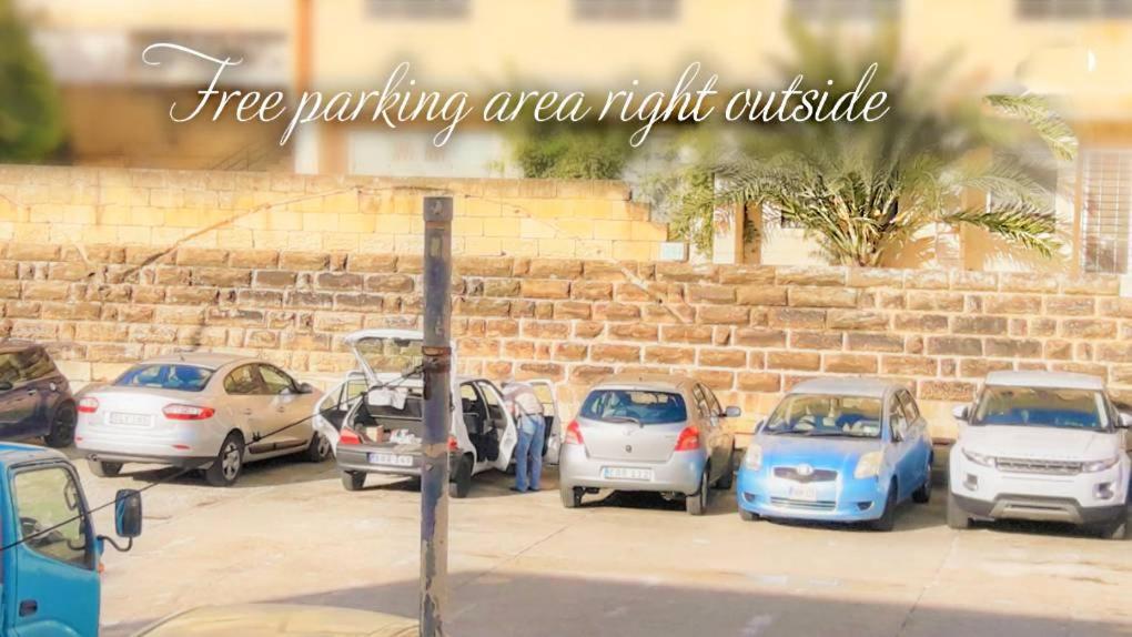 Centre Point, Malta'S Most Central Pietà Eksteriør bilde